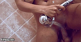 Hot Lesbian Pussy Shower'