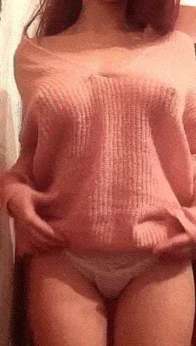 Big Tits Brunette Flashing Puffies'