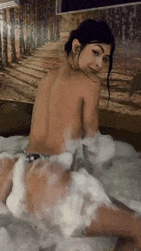 Babes with a Non-Nude Ass: A Sizzling Soak in the Bathtub'