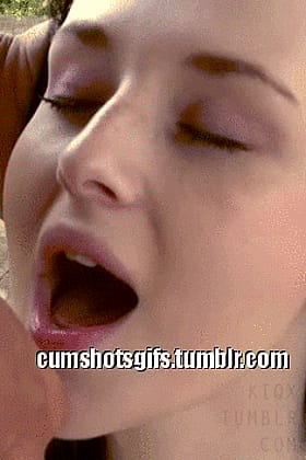 Fucking Hot Nude Selfie: Real Sex with a Sexy XXX Chick'