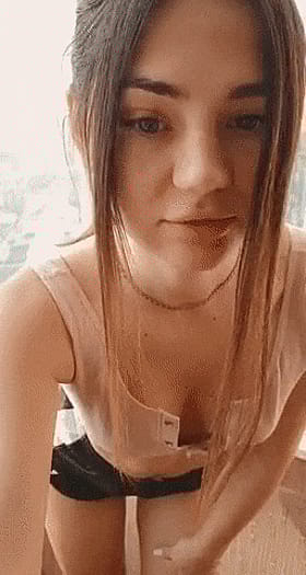 Perfect Teen Babes with Abs and Tits'