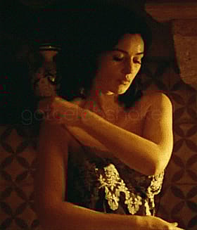 Celebrity Sexy Shot: Hot Actress in Lace Dress'