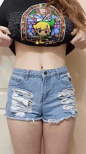 Amateur Nipples: A Glimpse of Ghostnipples'