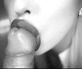 Blowjob Babe Giving Head'