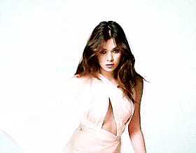 Hailee Steinfeld's Sultry Photoshoot: A Brunette Celebrity's Erotic Moment'