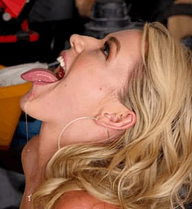Babes Gettin' Creampie from Pornstar Kit Mercer'