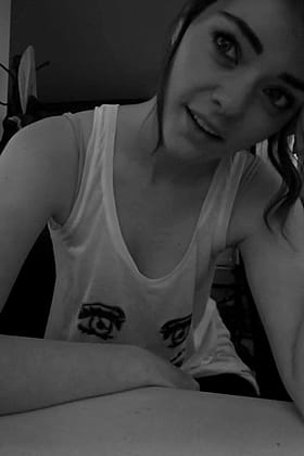 Brunette Teen Non Nude Erotic Photo'