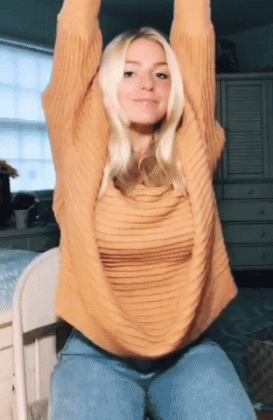 Blonde Babe with Big Tits Poses for Amateur Porn picture 1 of 1