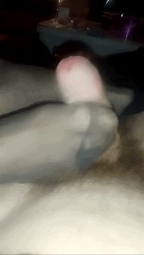 Amateur MILF Nylon Pussy: A Sensual Experience'