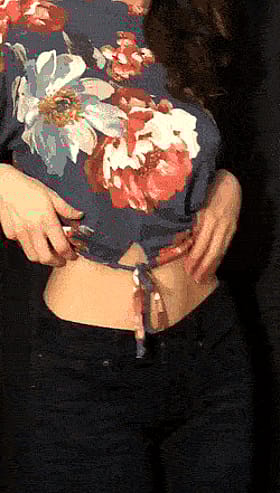 Amateur Reveal: Titty Drop Selfshot'