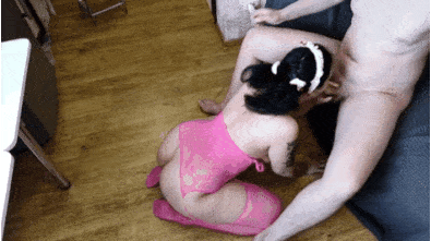 Brunette Babe Gets a Sweet Blowjob on the Floor picture 1 of 1