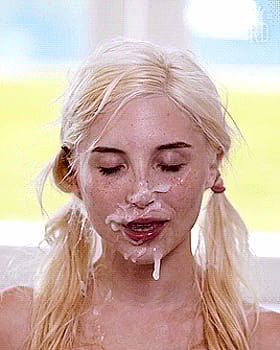 Slut Piper Perri Gets Cumshots'