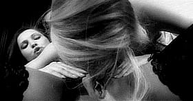 Lesbian Pussy: A Sensual Experience'