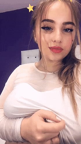 Big Tits Brunette College Teen Selfshot'