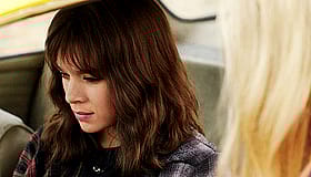 Brunette Bumblebee Celebrity Charlie Hailee Steinfeld'