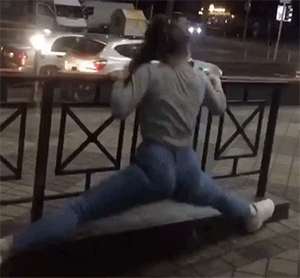 Teen Ass Splits Bench picture 1 of 1