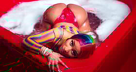 Big Ass, Big Tits: A Sizzling Hot Babe in a Bubble Bath'