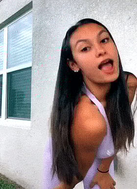 Kaelani Skye's Big Tits and Brunette Beauty: A Celebrity Teen's Sizzling Sexy Photoshoot'