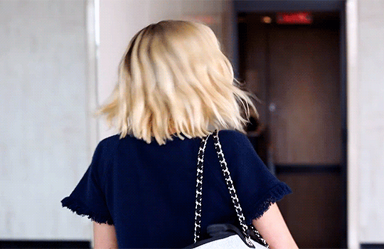 Blonde Aussie Celebrity Margot Robbie's Sultry Look picture 1 of 1