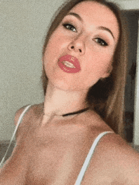 Babes, Celebrity, and the Art of Pouting: A Guide to Sultry Self-Portraits picture 1 of 1