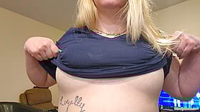 Happy new year! Enjoy my huge areolas tit dropping into the New Year 💋💋