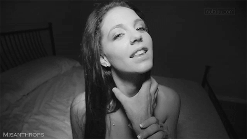 Hot Chick Gets Her Neck Snapped picture 1 of 1
