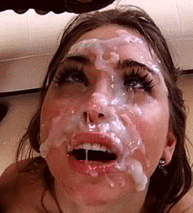 Hot Ahegao Chick Gets Her Face Smeared in Cream'