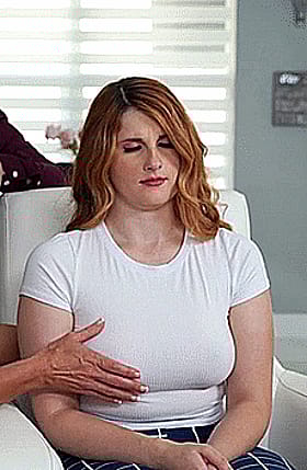 Big Tits Threesome: A Sizzling Hot Experience'