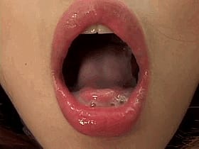 Blowjob Babe Gives A Slick Cumshots'