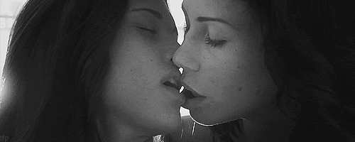 Amateur Babes Lesbian Lingerie Teen Kissing picture 1 of 1
