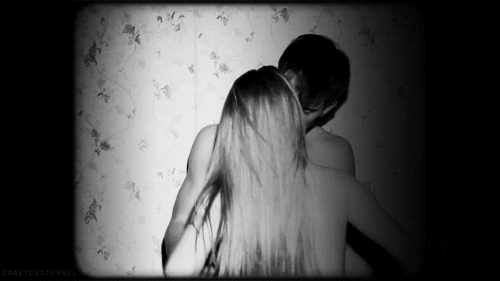 Fucking Hot Sexy Couple Making Out picture 1 of 1