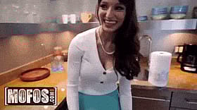 Big Tits Babe Smiling in Kitchen'