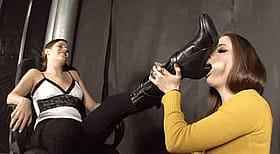 Booty Licking Hardcore Slave Teen'