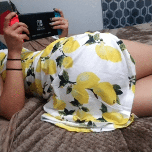 Amateur Ass Playing Wii picture 1 of 1