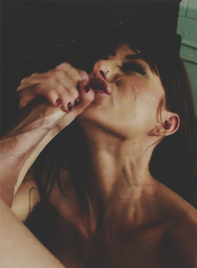 Brunette Blowjob Queen Gives Cumshots picture 1 of 1