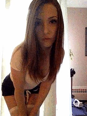 Amateur Teen Non-Nude: A Sizzling Hot Experience'