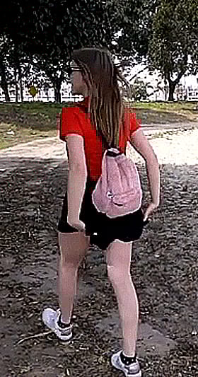 Blonde Teen Flashing Outside: A Sizzling Hot Tale of Ass-Flashing Excitement'