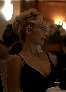 Elegant Tit Grab: A Sensual Experience'