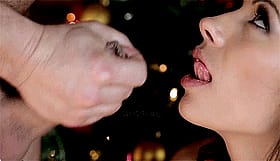 Handjob Hottie: A Steamy Christmas Erotic Adventure'