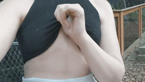 My Girlfriend's Amateur Teen Pussy Outdoor Nudity picture 1 of 1