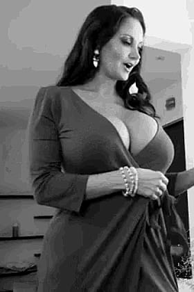 Ava's Big Tits: A Sensual Lingerie Experience'