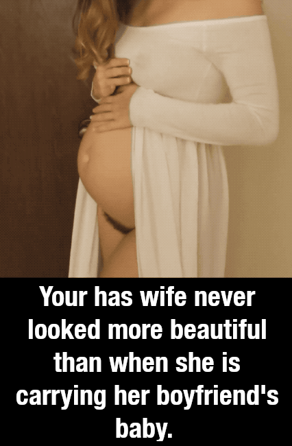 Your Girlfriend Never Looked More Beautiful Than When She's Pregnant picture 1 of 1