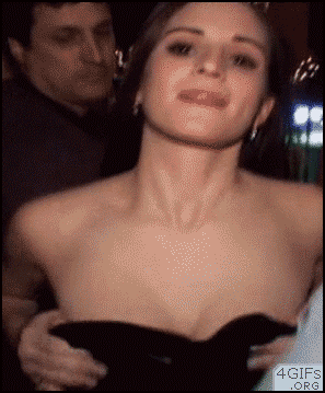 Big Tits College Girl Flashing Her Boobs picture 1 of 1