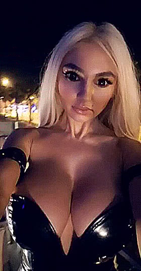 Blonde Babes with Big Tits: Non-Nude, Erotic Fun'