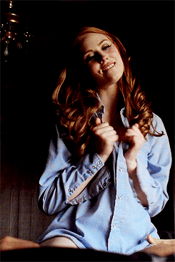 Redhead Celebrity with Big Tits Poses for a Sultry Photo Shoot picture 1 of 1