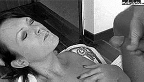 Brunette Facial Cumshot: Huge Load'