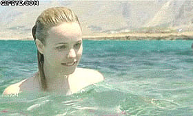 Rachel McAdams in a Bikini: A Celebrity's Sizzling Swimsuit Moment'