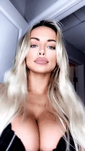 Blonde Babes with Big Tits: A Non-Nude Erotic Experience'