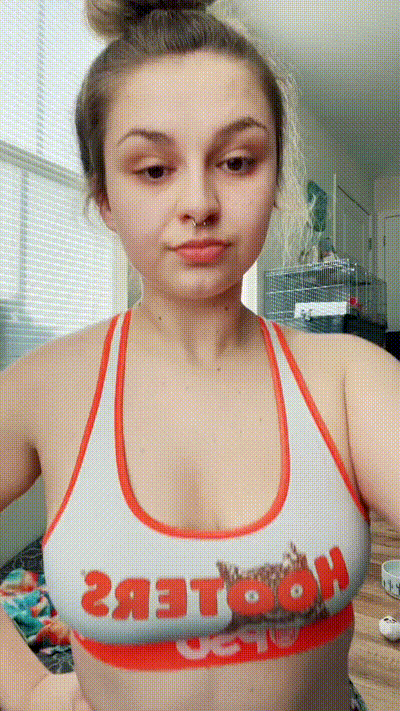 Busty Teen Jiggles Her Big Tits in Amateur Bounce picture 1 of 1
