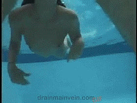 Underwater Blowjob: Drain Main Vein's Exciting New Experience!'